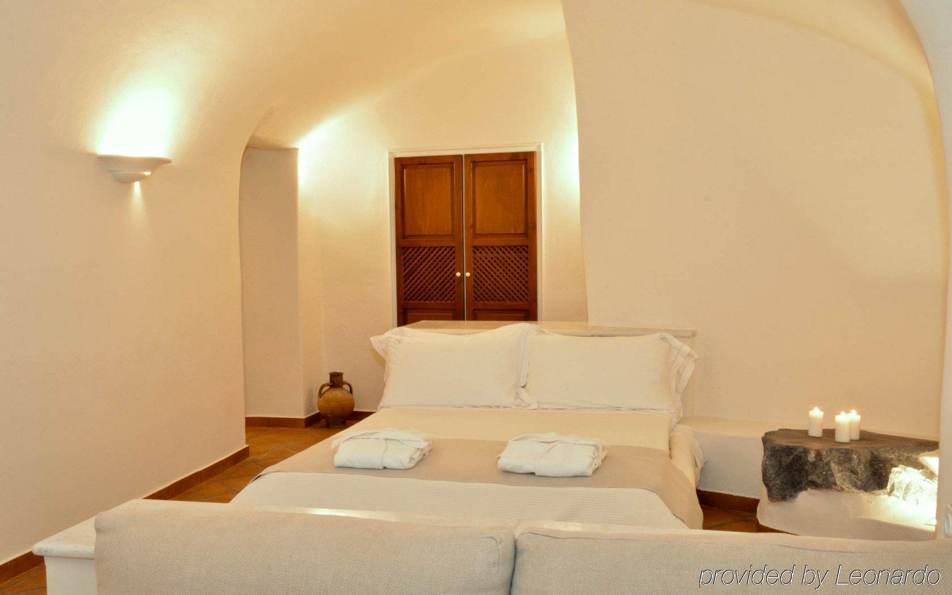 Hostel 16 Oia Cameră foto